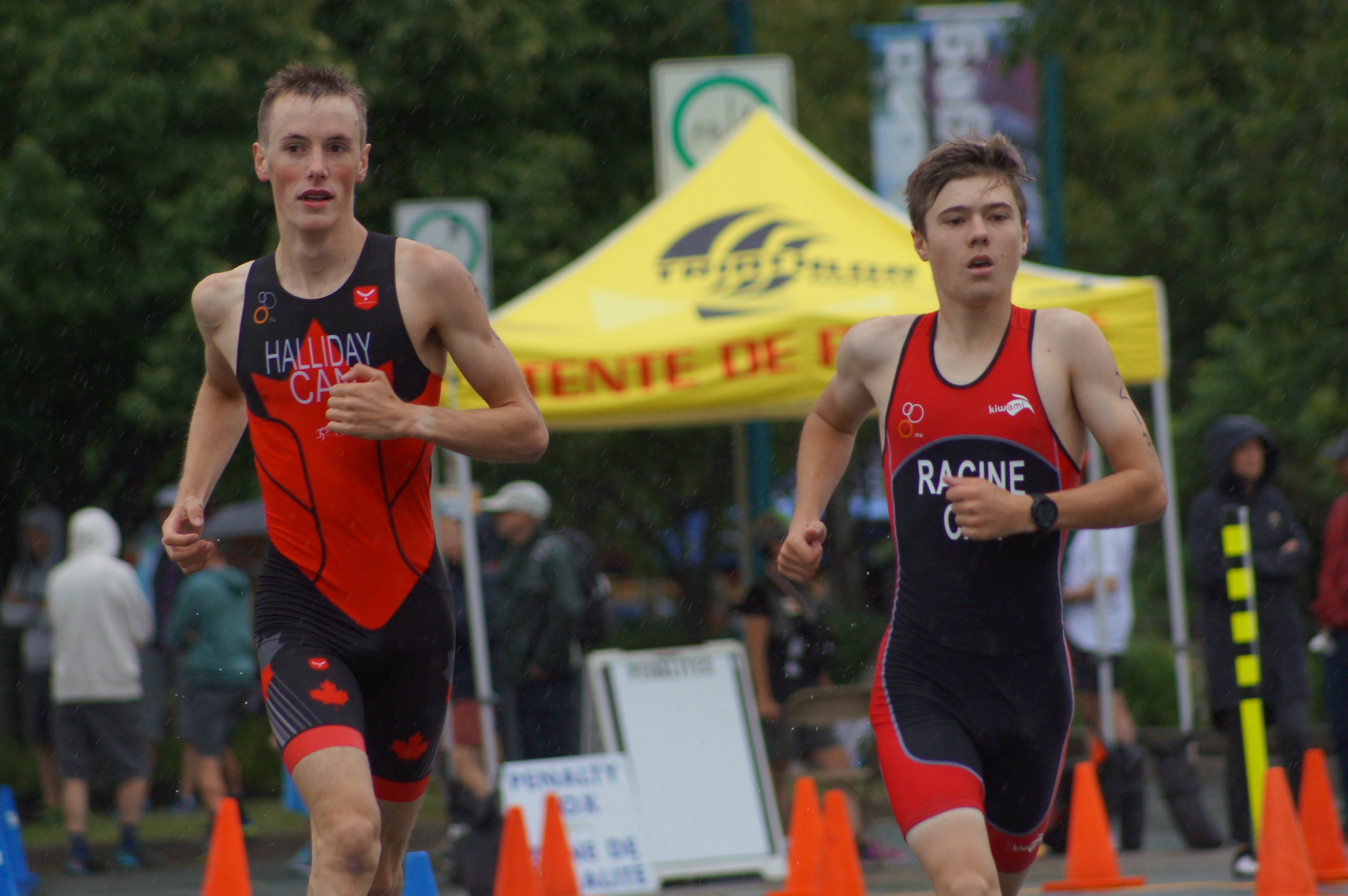 Jonathan running the Magog triathlon